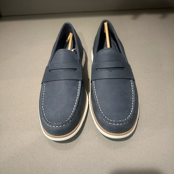 BRAND NEW! Cole Haan Men's Zerogrand Loafer Ombre Blue-Optic White Size 10 M - Picture 2 of 9